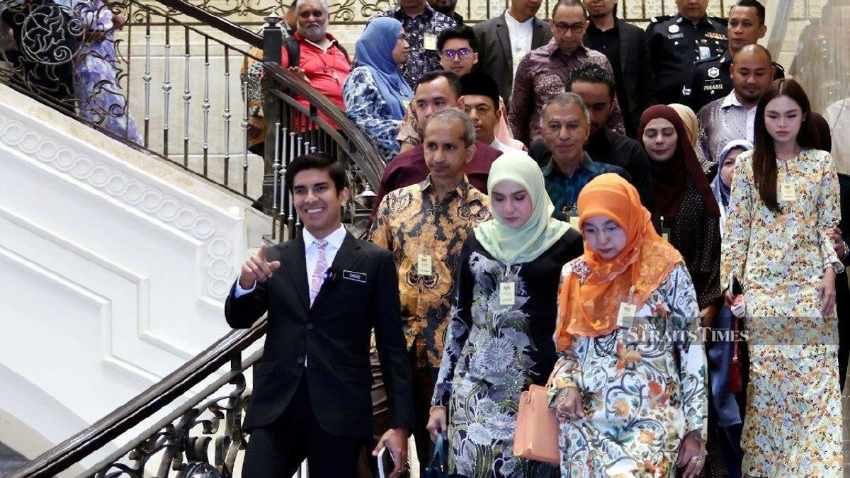 Syed Saddiq's Corruption Case Adjourned as Federal Court Delays Verdict on Appeal