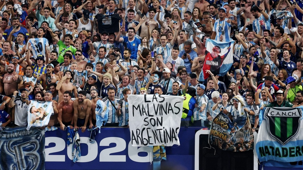 FIFA Opens Disciplinary Case Against Argentina Over Falklands Banner and World Cup Conduct
