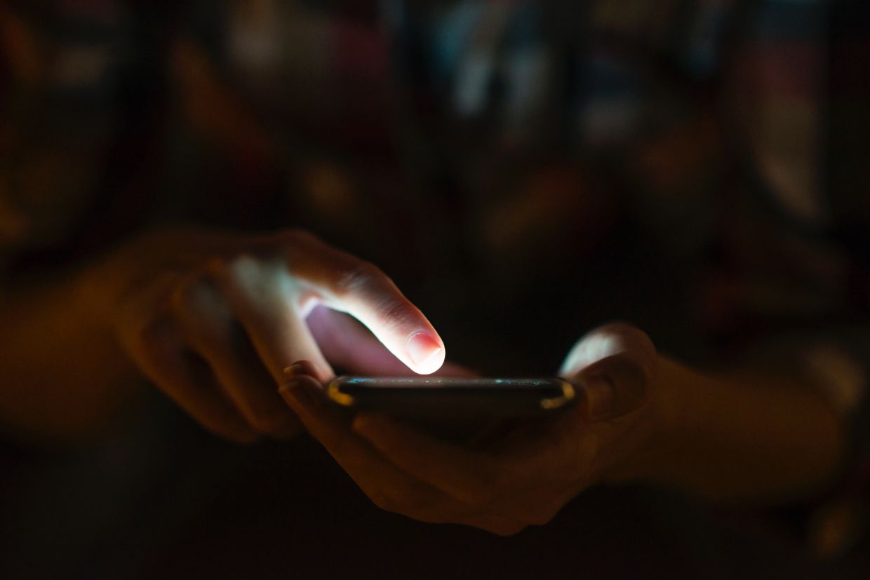 Malaysia's Social Media Ban for Under-16s: Mental Health Experts Debate Benefits and Hidden Costs