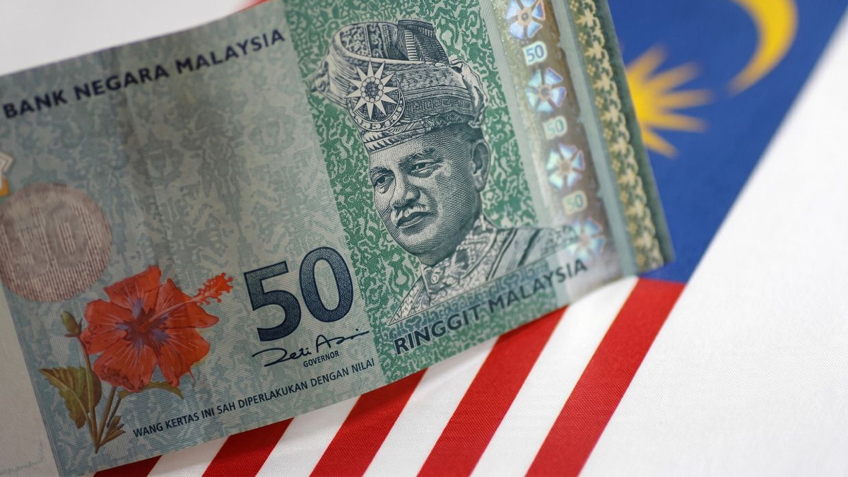 Ringgit poised for strong recovery as Bank Negara intensifies capital inflow measures