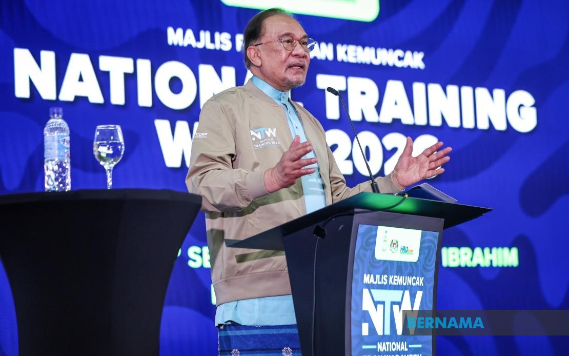 Anwar to Present Tabung Haji RCI Report to Cabinet for Public Release