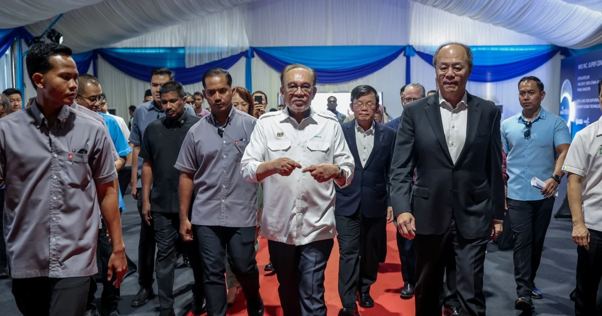 Malaysia's Balanced Diplomacy Attracts Investment, Says PM Anwar