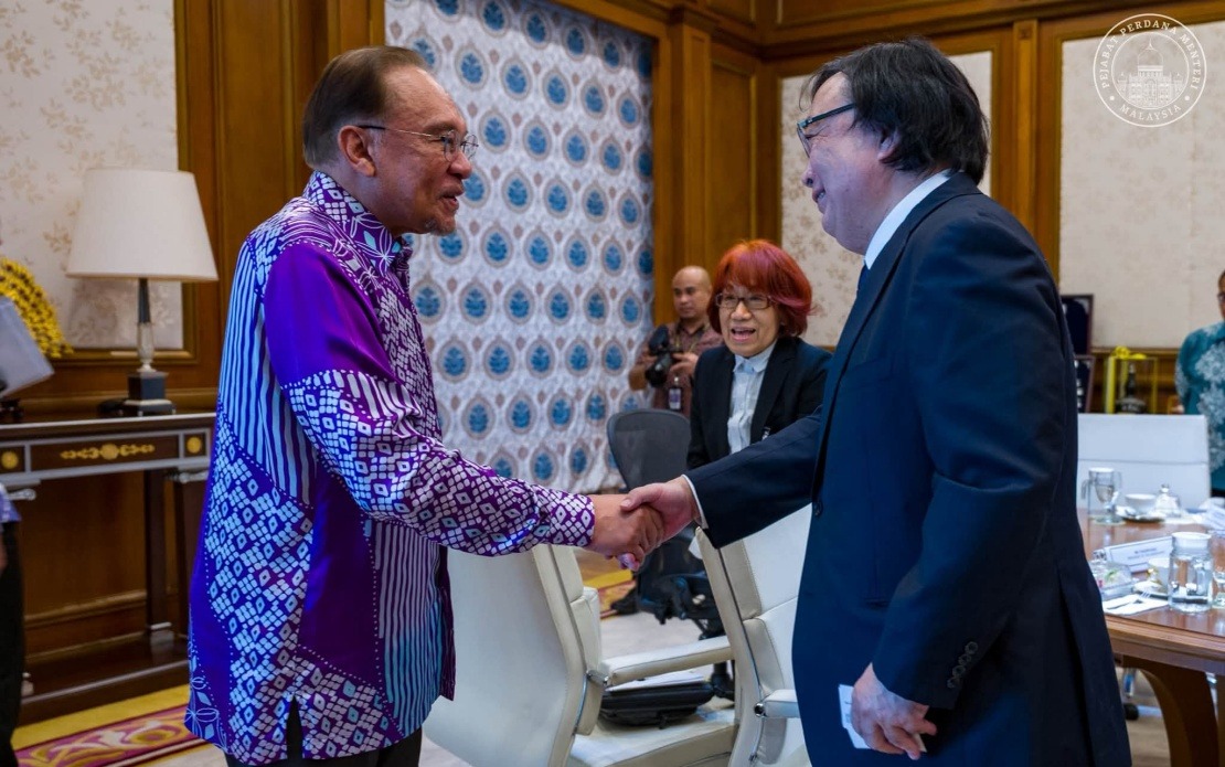 PM Anwar Meets Genron NPO Chief to Deepen Japan Partnership