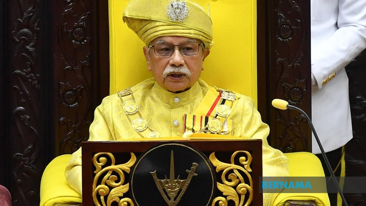Tuanku Muhriz Formalises Installation of New Rembau Undang at Saturday Ceremony