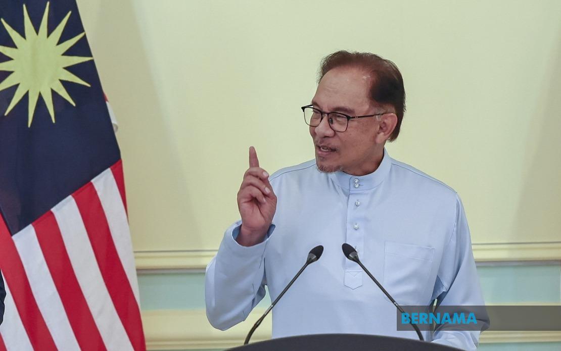Anwar's Gaza Diplomacy Rooted in Law and Principle, Says Analyst