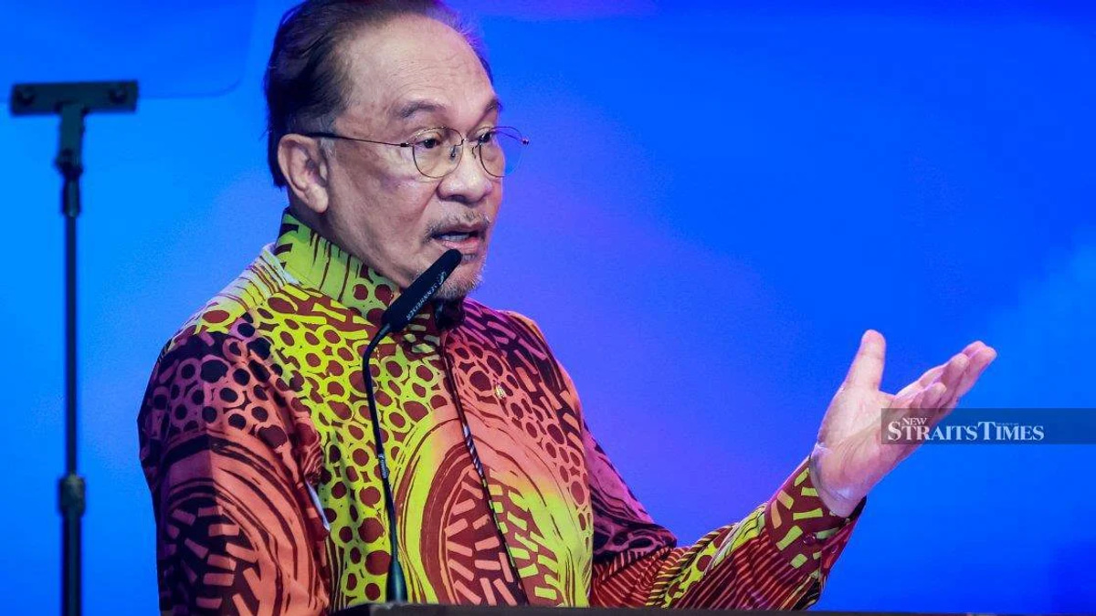 Anwar condemns double standards as Norway missile dispute highlights flaws in global legal framework