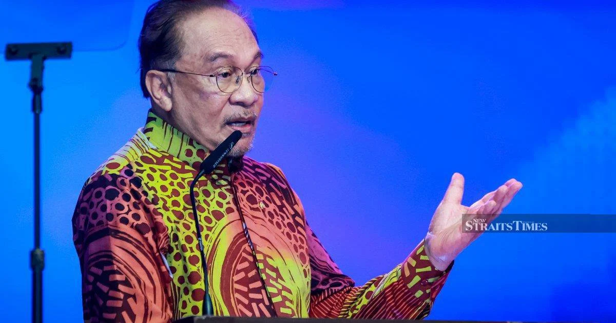 Anwar condemns double standards as Norway missile dispute highlights flaws in global legal framework
