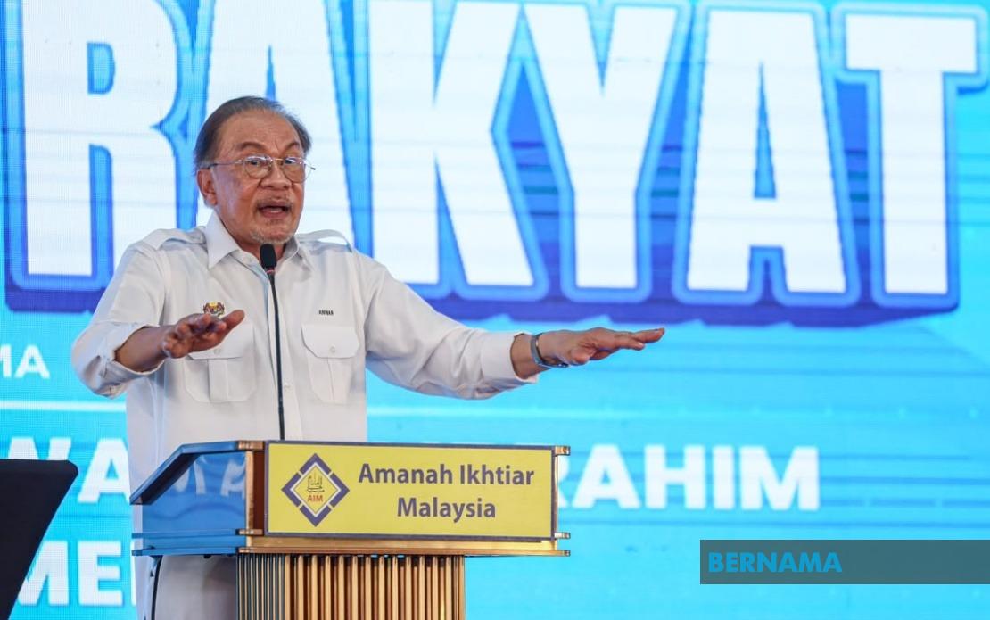 Political Rivals Threatened by Strong Anti-Corruption Drive, Says PM Anwar