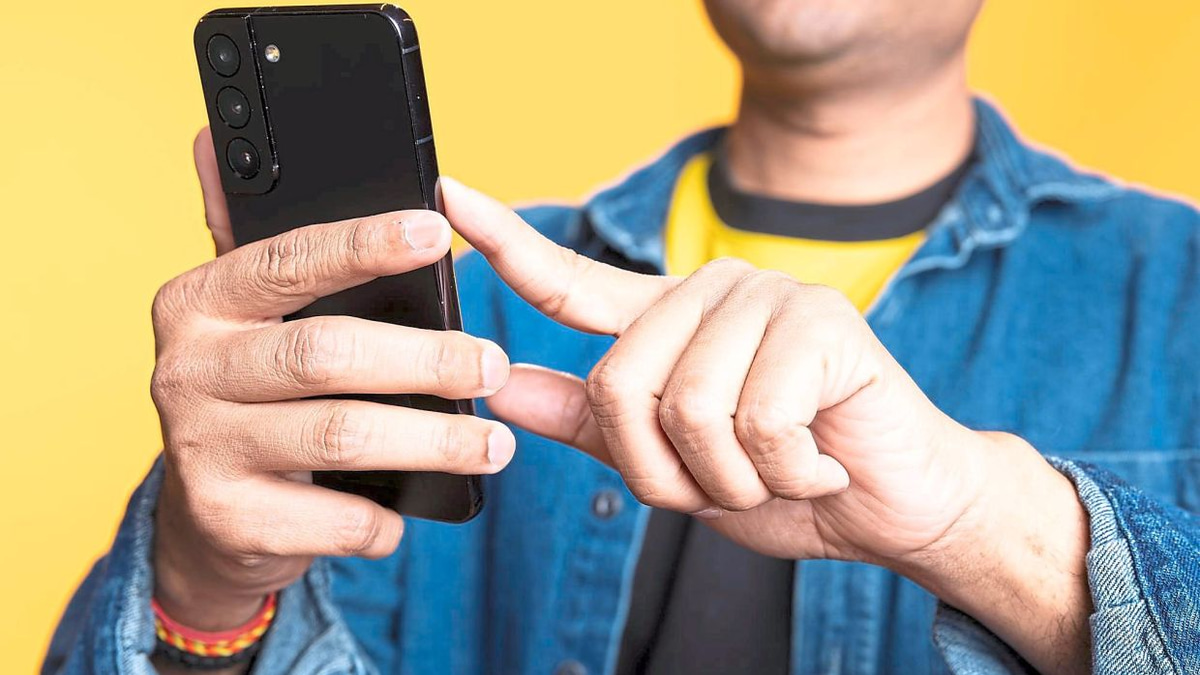 JPDP Launches Probe into Maxis Data Breach Affecting Content Creator Khairul Aming