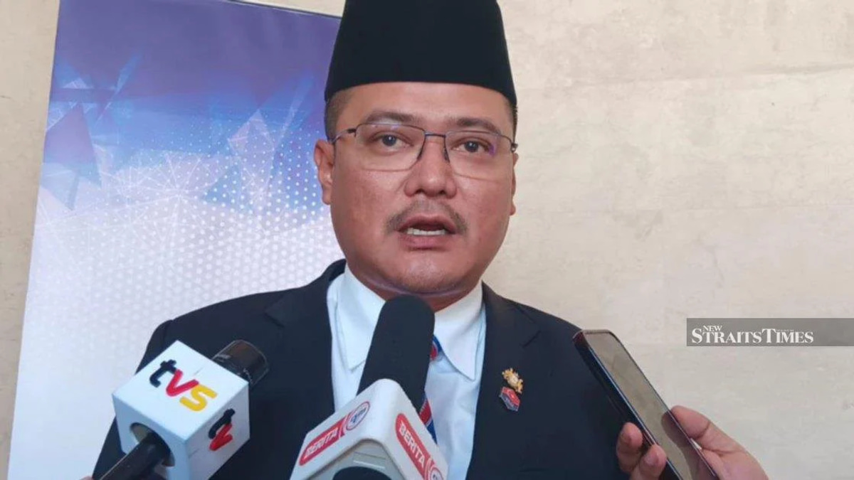 Johor BN Rejects Ex-Speaker Puad's Palace Claims as Political Pressure Mounts