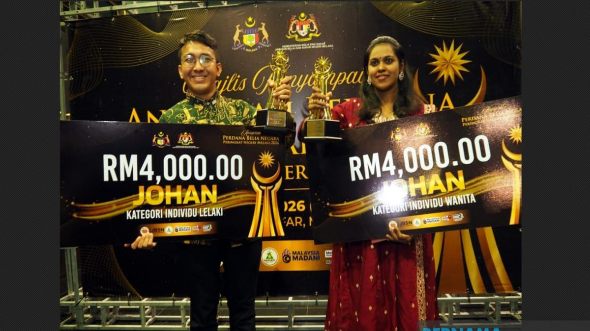 Young Syariah Lawyer and Teacher Honoured for Youth Leadership in Melaka Awards