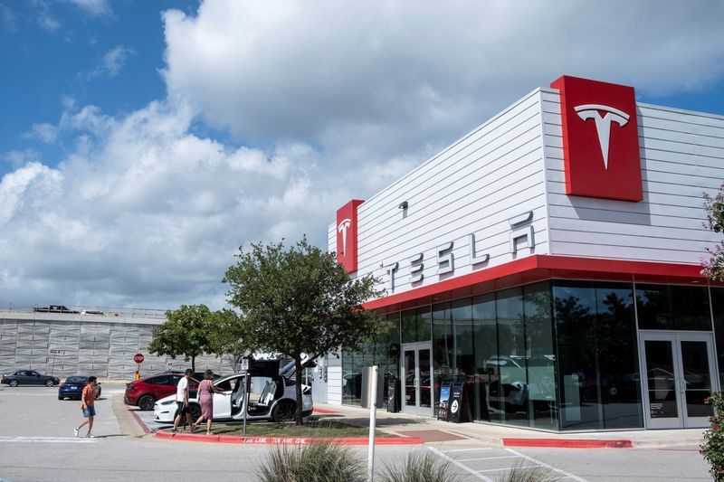 US Safety Board Launches Investigation into Tesla Crash That Killed Texas Resident