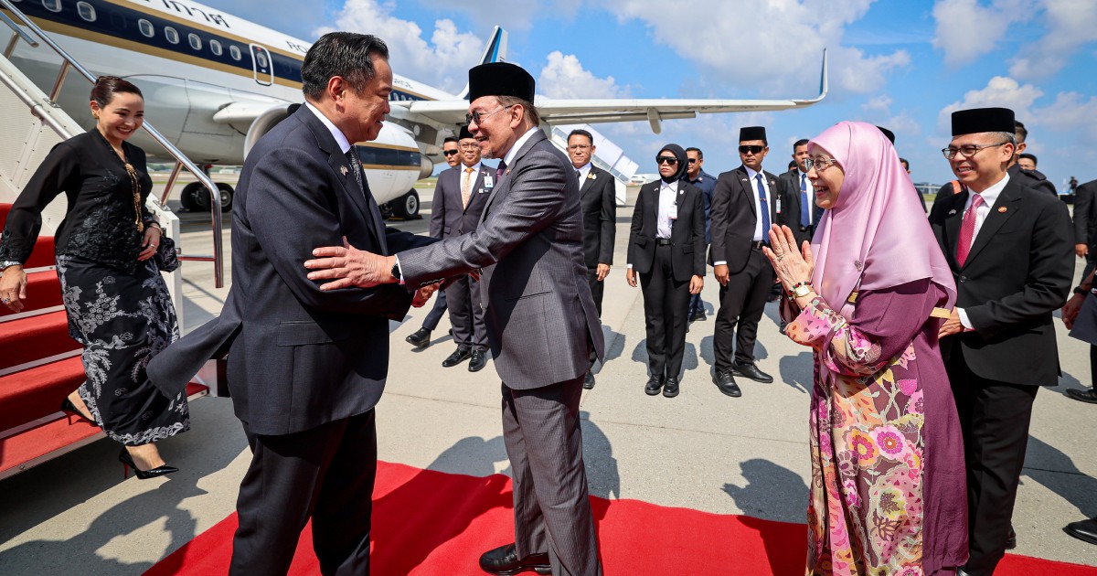 Thai PM Anutin Charnvirakul Arrives in Malaysia for Two-Day State Visit