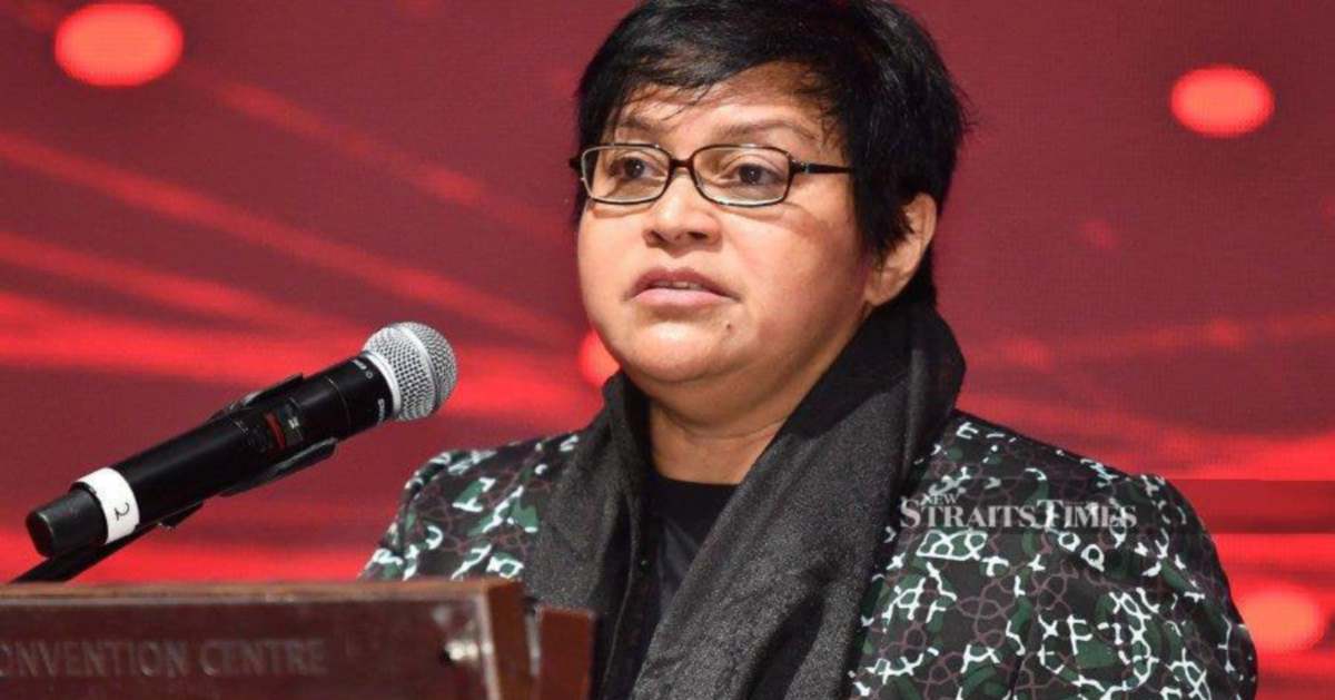 Johor Coalition Talks Should Wait Until Polls Are Counted, Says Azalina