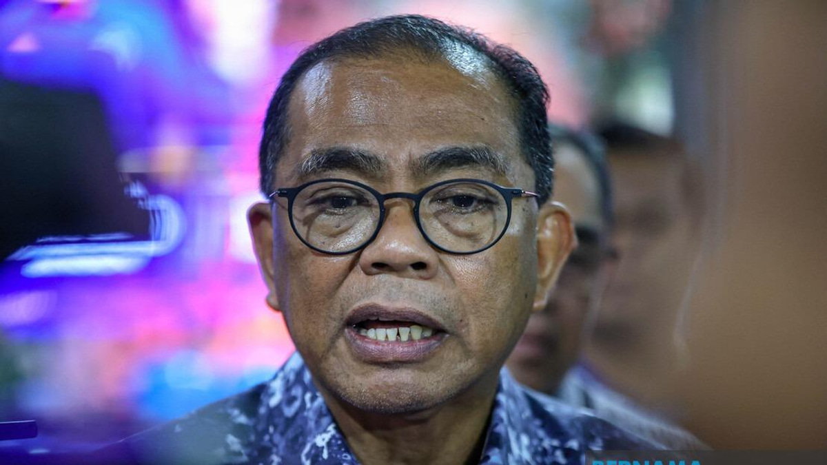 Malaysia's Defence Ministry Pushes Systemic Reform to Retain Military Talent