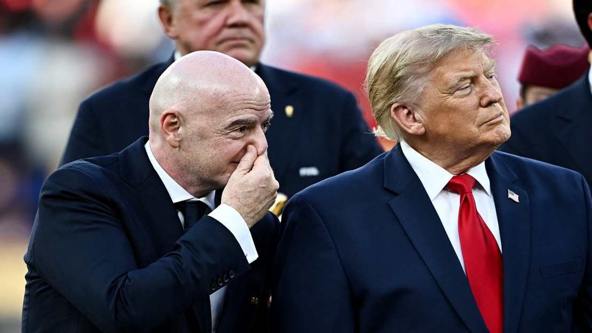 Trump Backs Infantino as FIFA Faces Governance Revolt