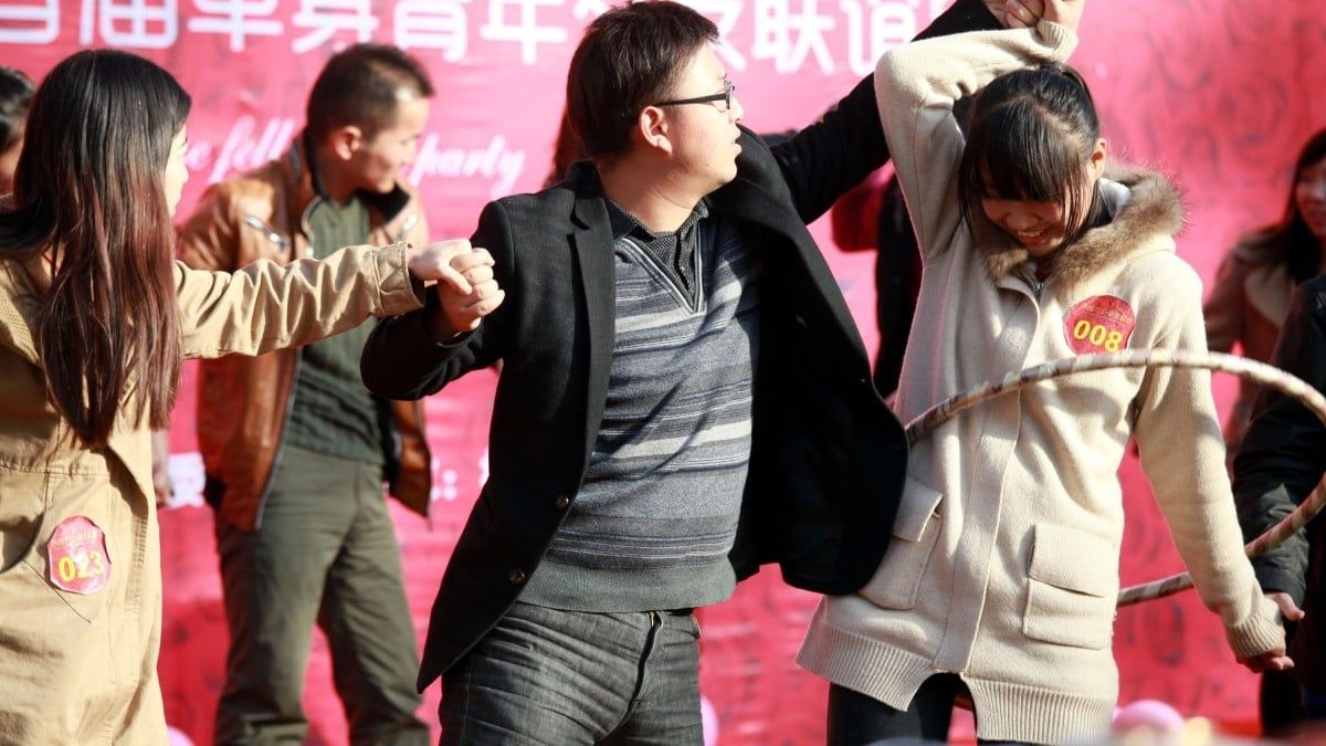 Flash Marriage Gone Wrong: Chinese Man Seeks Divorce Nine Days After Meeting Woman on Video Call