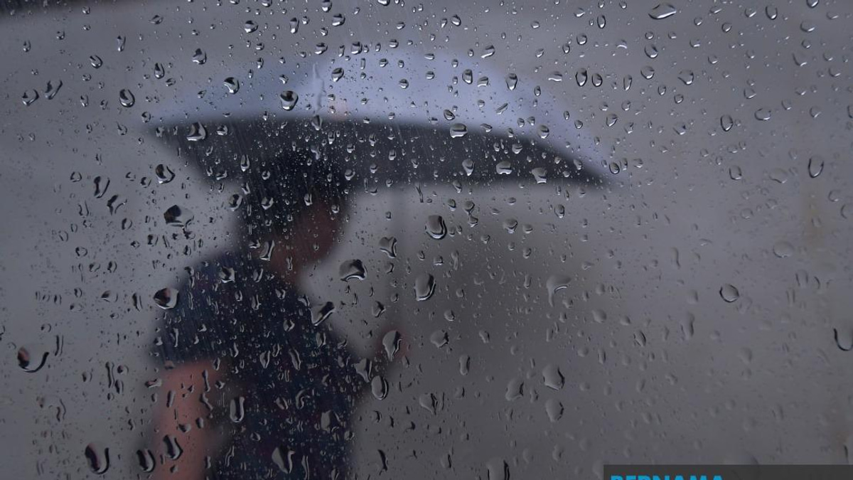 Morning Showers to Hit Four Johor Districts During Early Voting