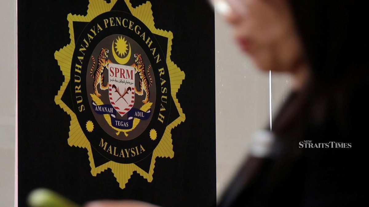 34 MPs Support Call for Royal Commission into Alleged MACC 'Corporate Mafia' Involving Azam Baki