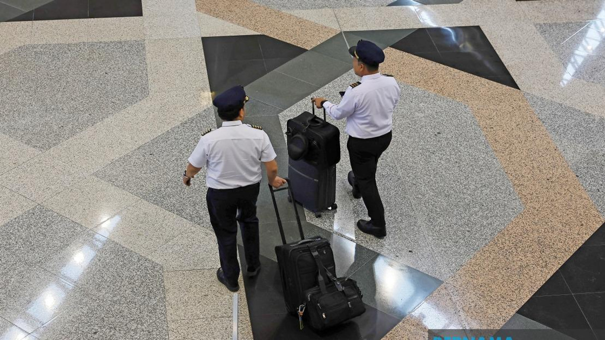 Lee Calls for KLIA Security Review After Pilot's Drug Arrest in Jakarta