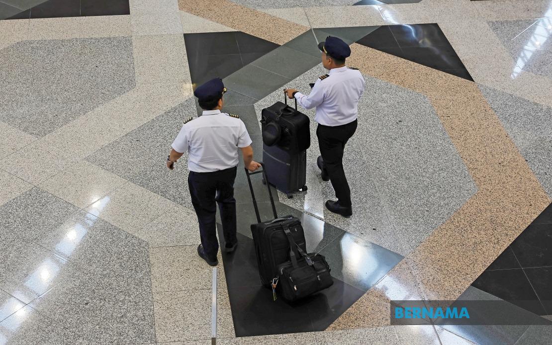 Lee Calls for KLIA Security Review After Pilot's Drug Arrest in Jakarta