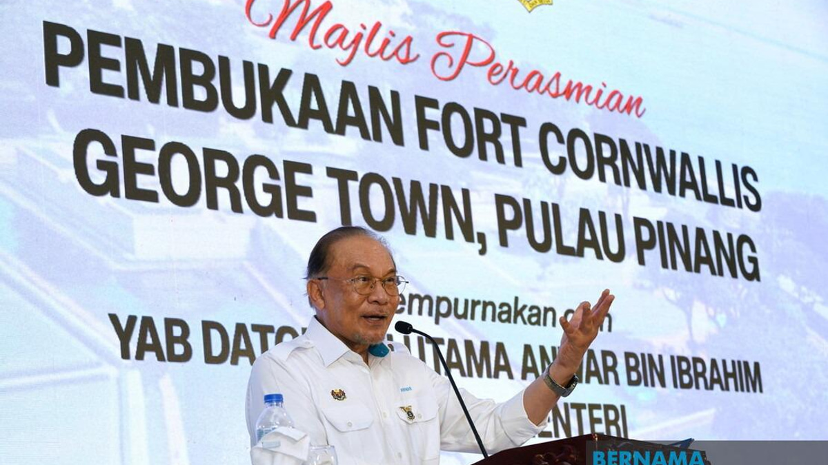 Historical Sites Must Educate, Not Entertain, Says PM Anwar