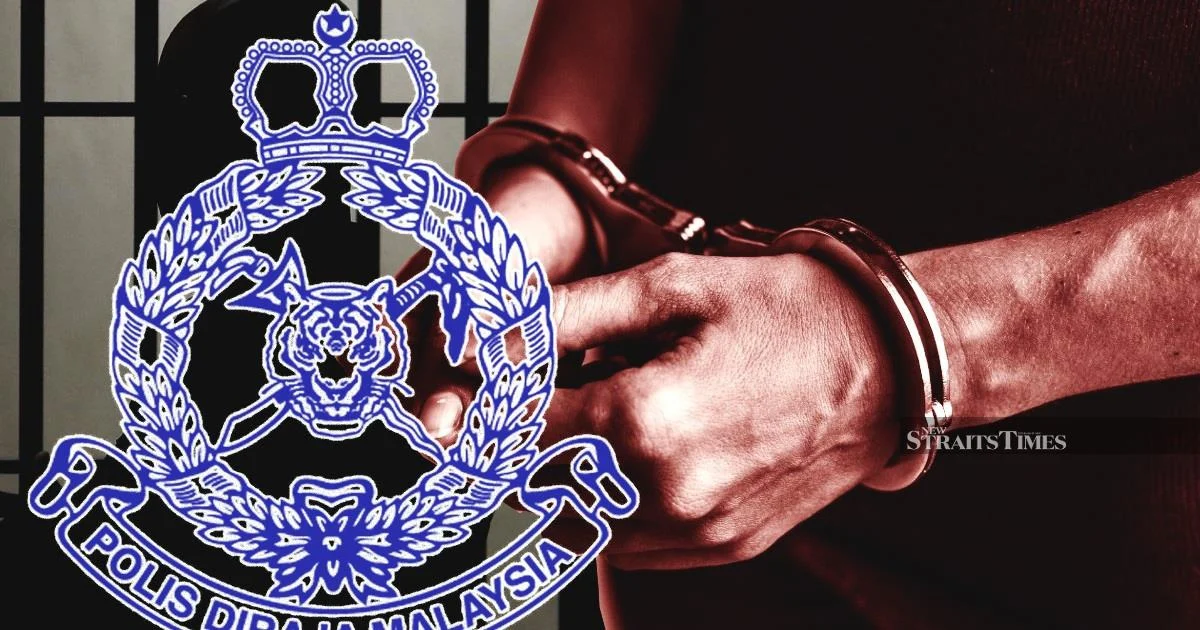 E-hailing Driver Held for Allegedly Attacking Ex-Wife Outside Police Station in Kajang