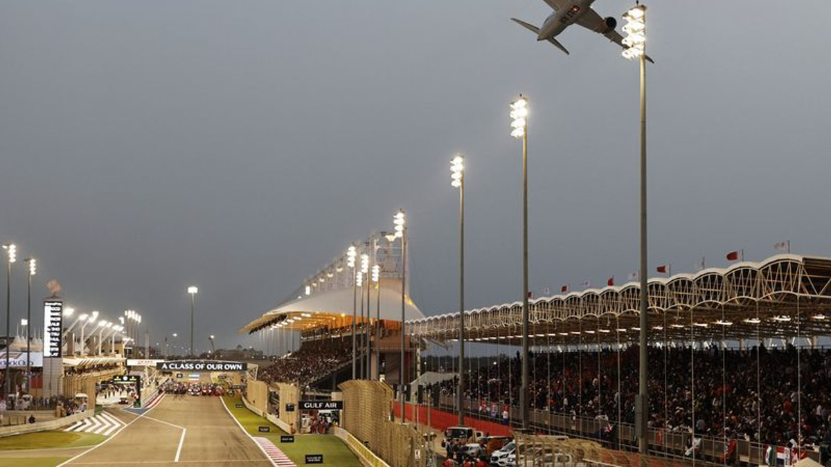 Bahrain Treads Cautiously Through Regional Crisis, Holds F1 Talks