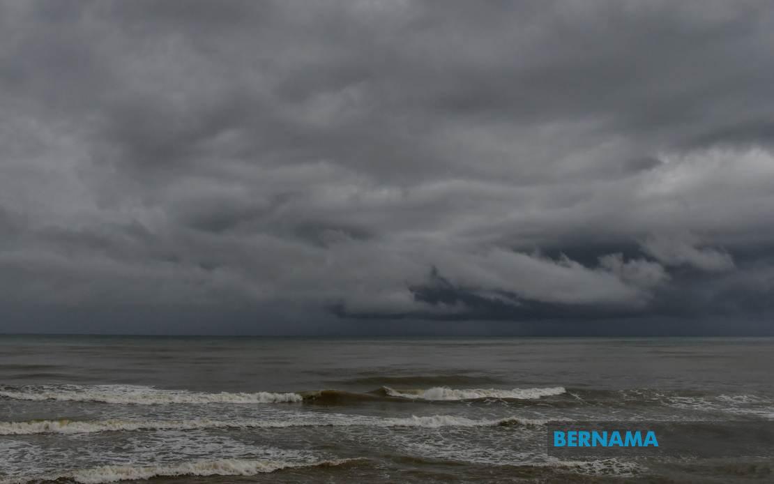 MetMalaysia Issues Warning for Thunderstorms, Heavy Rain Across Multiple States Until Tonight