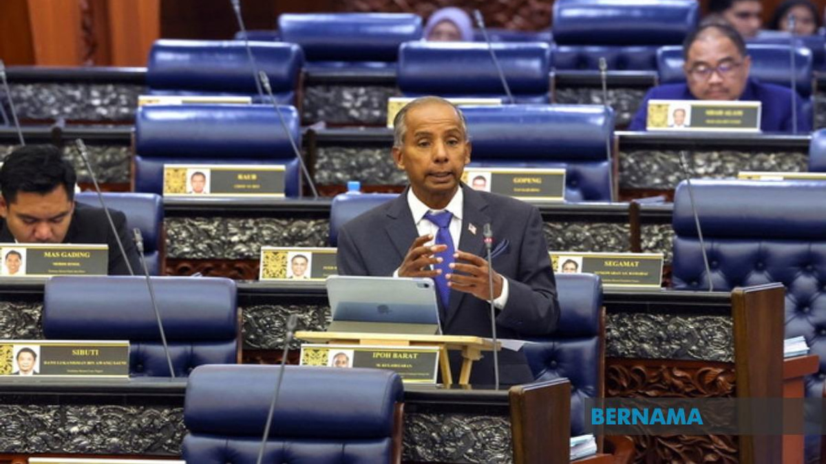 Election Commission Examining Cross-Regional Postal Voting Framework for Malaysian Voters