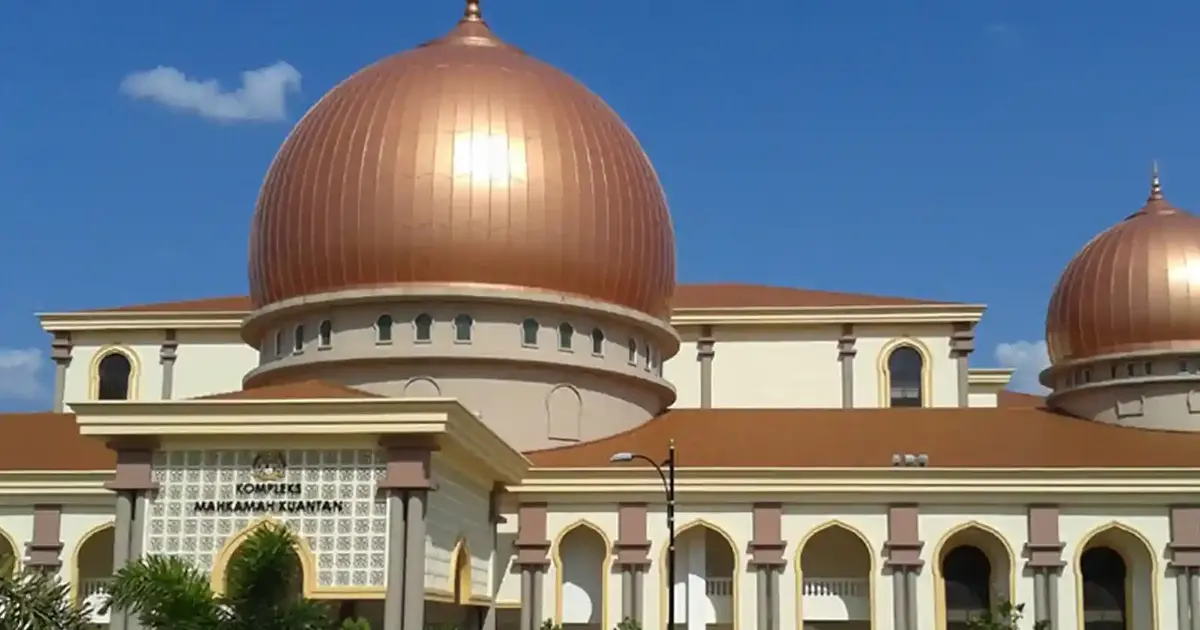Datuk and Associate Detained Over Unauthorized Use of Pahang Royal Emblem on Documents