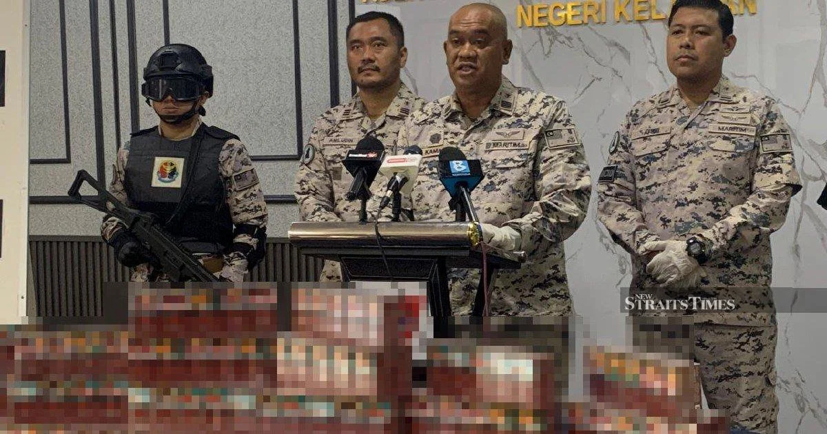 MMEA seizes contraband cigarettes worth RM212,000 in Kelantan waterway