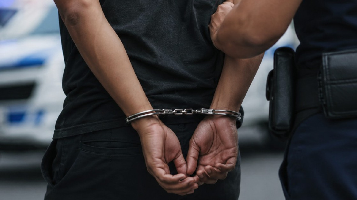 Twelve Malaysian police officers arrested in RM2 million extortion case involving Chinese national