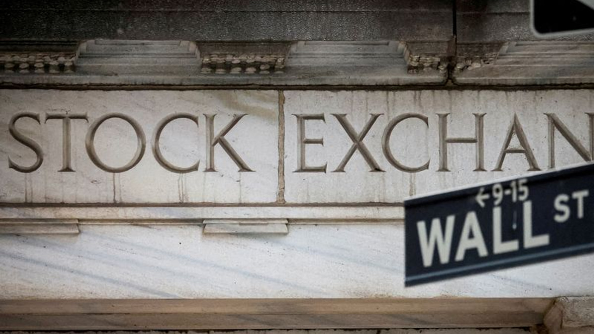 US Asset Managers Race to Launch ETFs Capitalizing on 'MANGOS' AI Stock Phenomenon