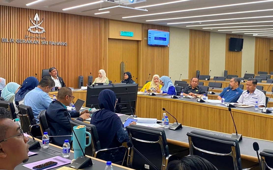 Pahang Seeks Resolution To Orang Asli Land Dispute In Maran Village