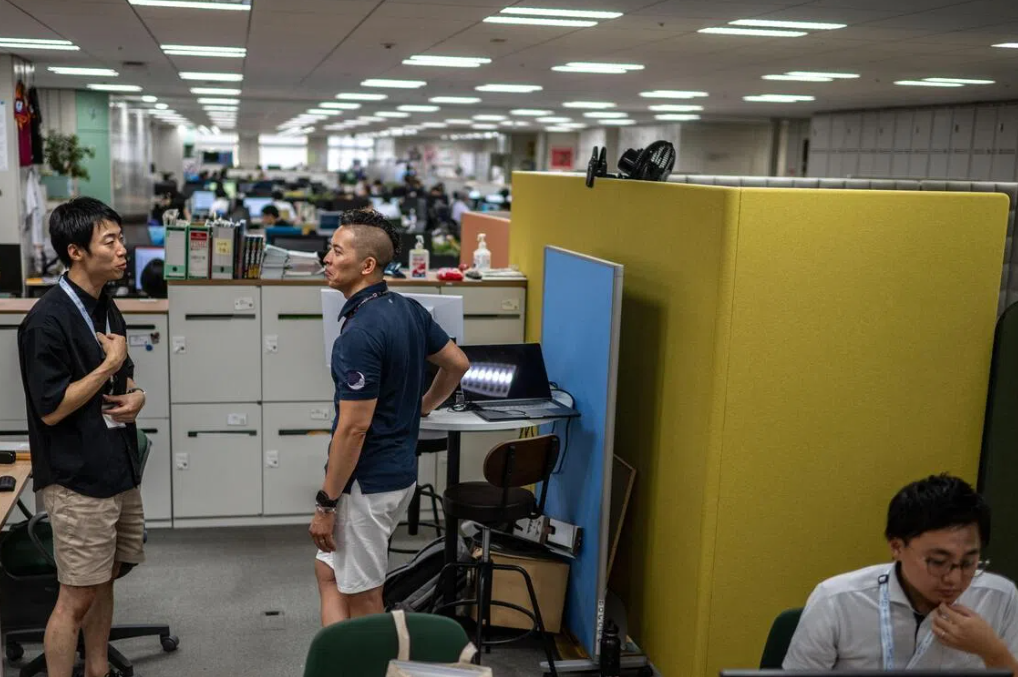 Japan's Summer Dress Code Goes Informal, But Bare Legs Spark Workplace Debate