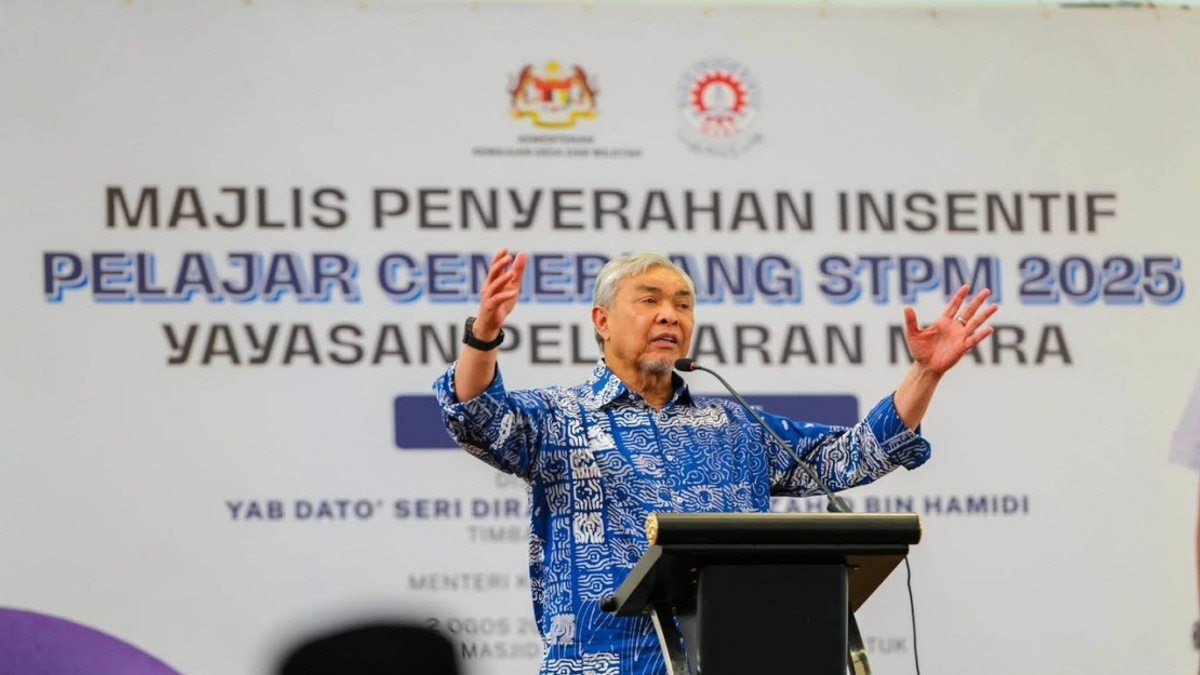 YPM Recognises 38 Bagan Datuk Students for STPM Achievement
