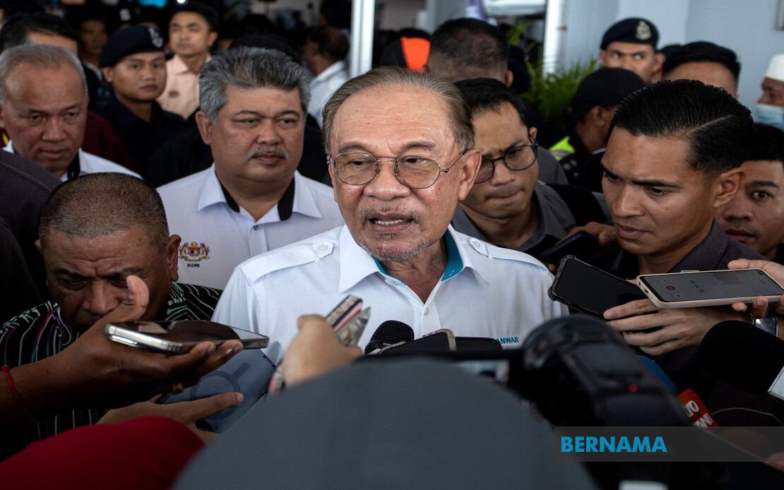 PM Anwar Warns Coalition Partners Against Attacking Federal Government During State Election Campaign