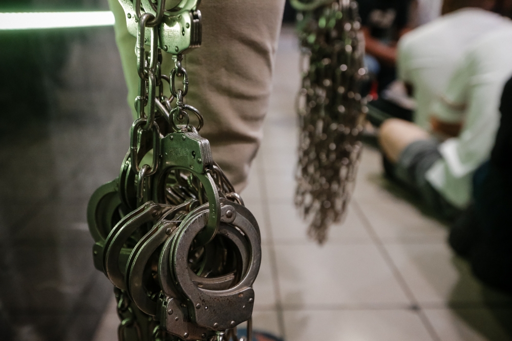 Dozen police officers held in RM2 million extortion case involving Chinese national