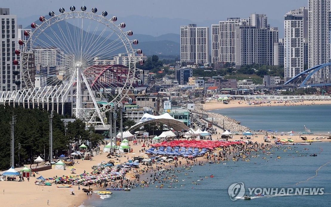 South Korea Swelters in Record-Breaking Heat as Temperature Hits 42.5°C