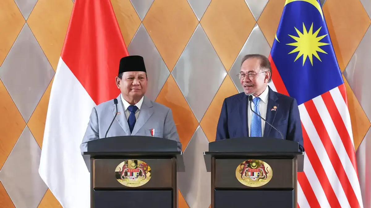Anwar Raises RM2 Billion Felda Investment Risk with Prabowo in Diplomatic Letter