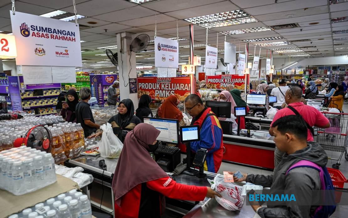 Cabinet Open to Boosting STR and SARA Payouts if Economy Strengthens, Says PM Anwar