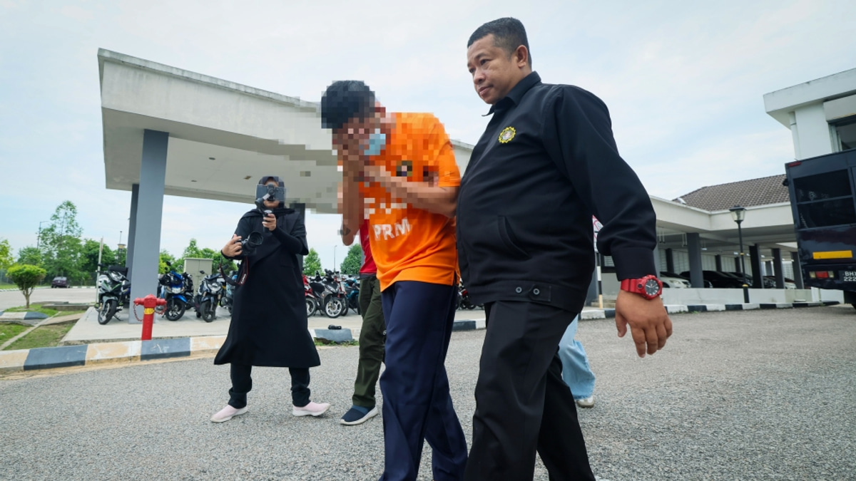 Kelantan Police Chief Held for Seven Days Over Alleged RM500 Bribery Case