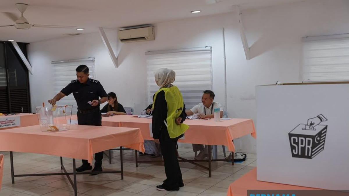 Early Voting Underway in Negeri Sembilan as Security Forces Cast Ballots Ahead of Saturday Poll