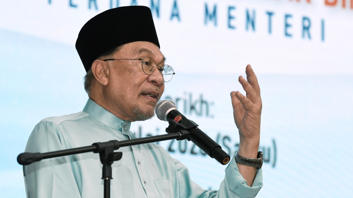 Anwar Rebukes Kedah Chief Over Polarising Rhetoric as Unity Calls Intensify