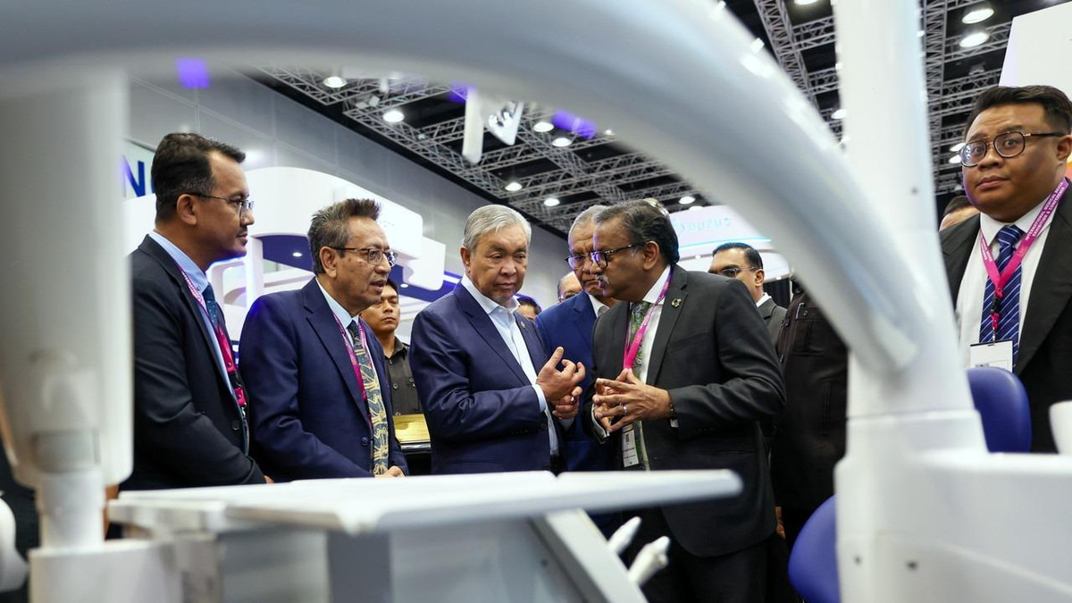 Malaysia Targets RM50 Billion Medical Device Exports by 2030, Aims for Local Champions