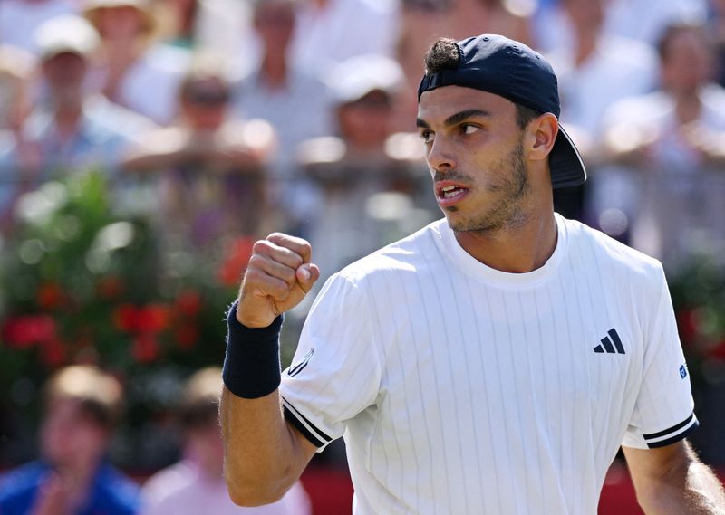 Cerundolo Claims Queen's Crown in Epic Grass Court Battle