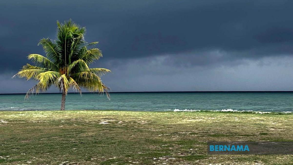 Heavy Rain and Thunderstorms Sweep Through Five States as MetMalaysia Issues Weather Alert