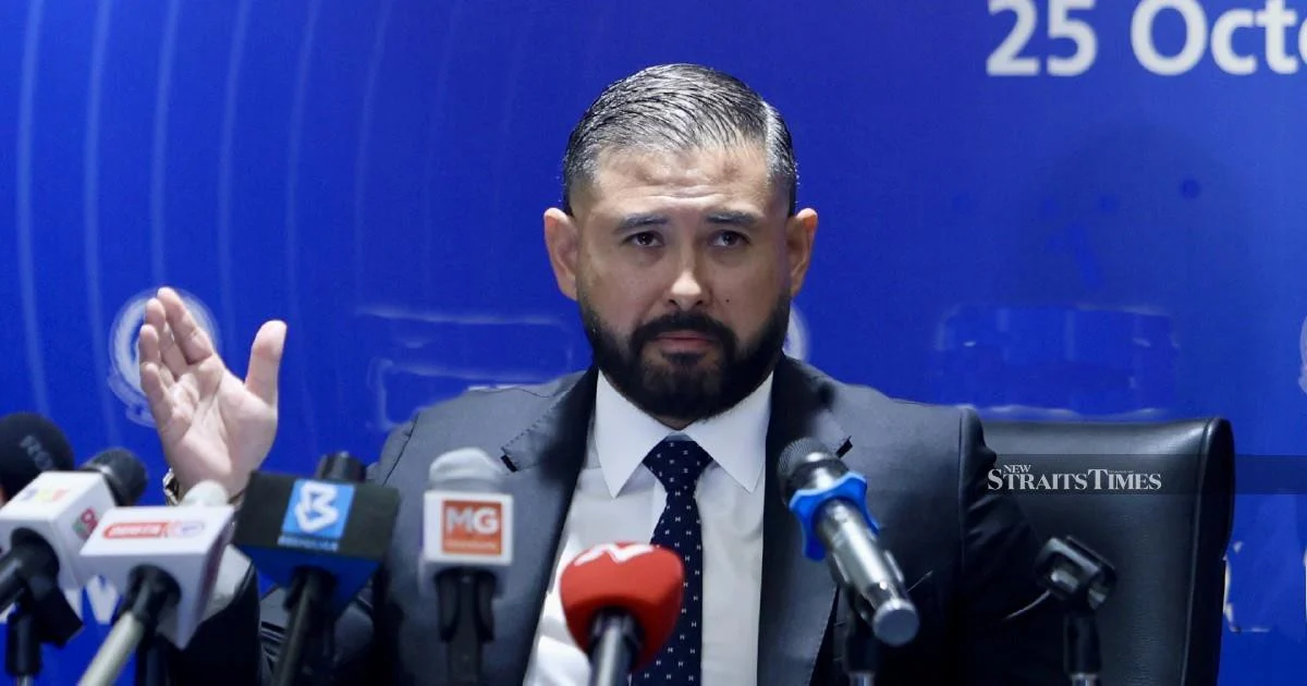 Johor's Regent Dismisses 'Leakage' Claims, Points Finger at Federal Government