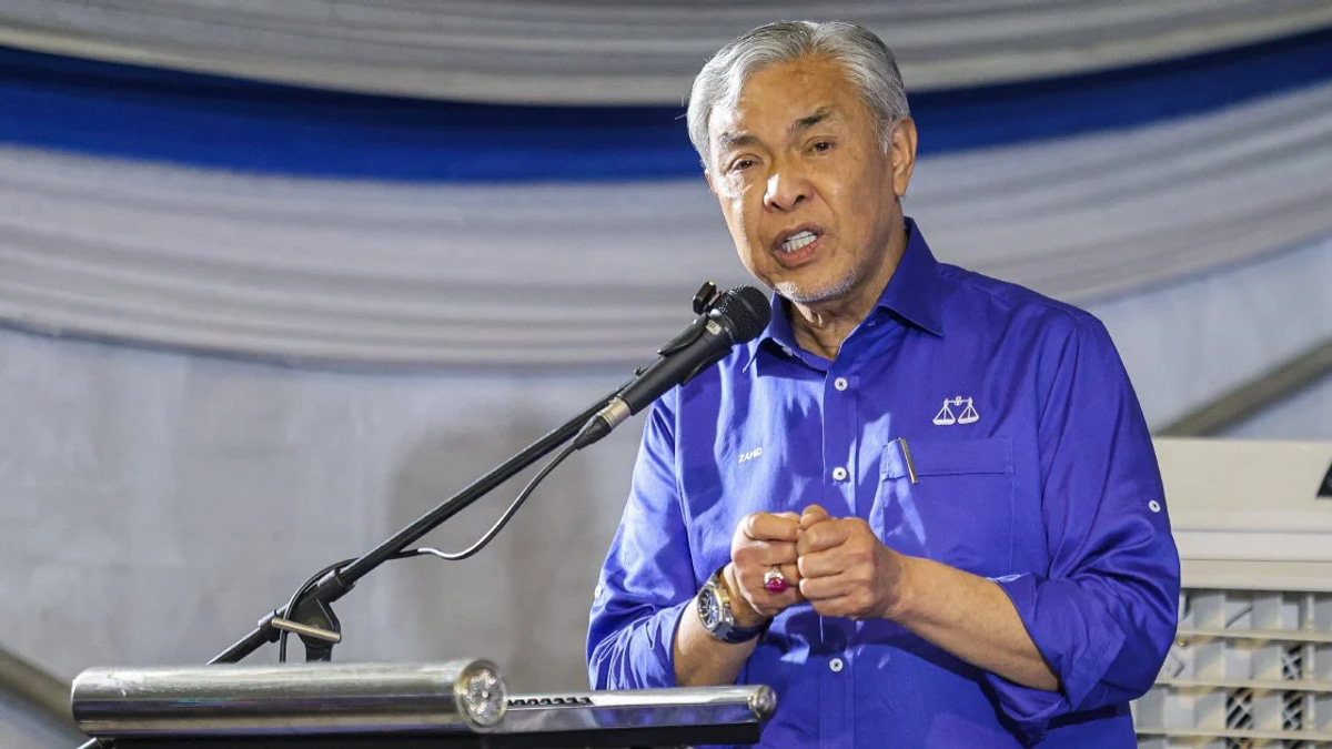 High Court Pauses Bar's Challenge to Zahid DNAA as Federal Court Appeal Looms